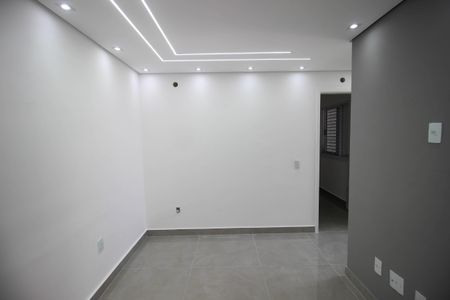Sala de apartamento para alugar com 2 quartos, 42m² em Jardim Abatia, Sorocaba