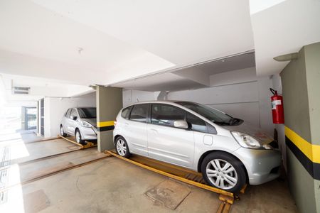 Apartamento à venda com 80m², 2 quartos e 1 vaga Apartamento à venda com 80m², 2 quartos e 1 vagaGaragem