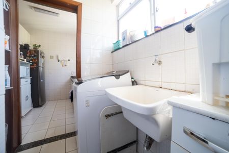 Apartamento à venda com 80m², 2 quartos e 1 vaga Apartamento à venda com 80m², 2 quartos e 1 vagaÁrea de Serviço