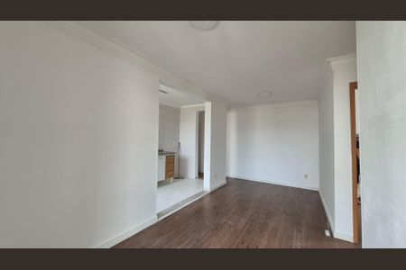 Sala/Cozinha de apartamento à venda com 2 quartos, 55m² em Utinga, Santo André