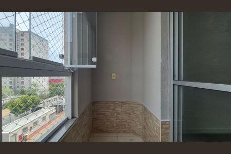Sala/Cozinha de apartamento à venda com 2 quartos, 55m² em Utinga, Santo André