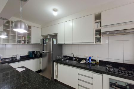 Apartamento para alugar com 72m², 2 quartos e 2 vagasCozinha