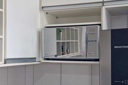 Apartamento para alugar com 72m², 2 quartos e 2 vagasCozinha