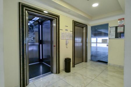 Apartamento para alugar com 72m², 2 quartos e 2 vagasHall de entrada