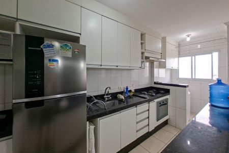 Apartamento para alugar com 72m², 2 quartos e 2 vagasCozinha