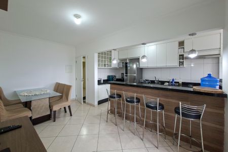Apartamento para alugar com 72m², 2 quartos e 2 vagasSala
