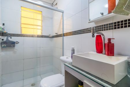 Casa à venda com 120m², 3 quartos e 2 vagasBanheiro