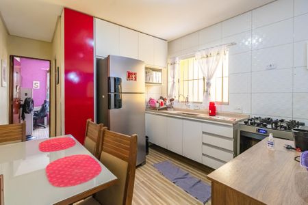 Casa à venda com 120m², 3 quartos e 2 vagasCozinha