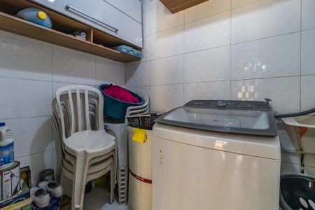 Casa à venda com 120m², 3 quartos e 2 vagasÁrea de Serviço