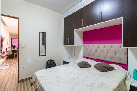 Casa à venda com 120m², 3 quartos e 2 vagasQuarto 3