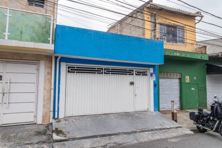 Casa à venda com 120m², 3 quartos e 2 vagasFachada