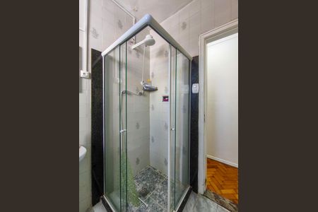 Apartamento à venda com 60m², 3 quartos e sem vagaBanheiro Corredor