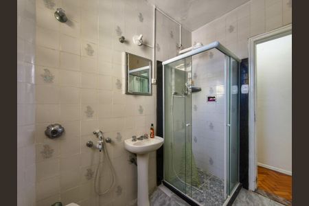 Apartamento à venda com 60m², 3 quartos e sem vagaBanheiro Corredor