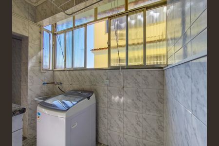 Apartamento à venda com 60m², 3 quartos e sem vagaÁrea de Serviço