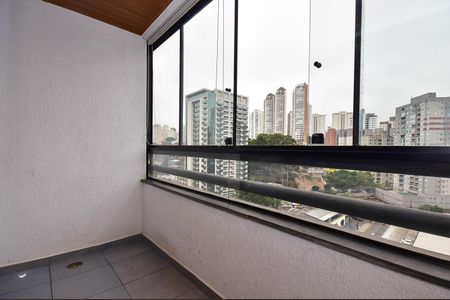 Apartamento à venda com 71m², 3 quartos e 2 vagasVaranda