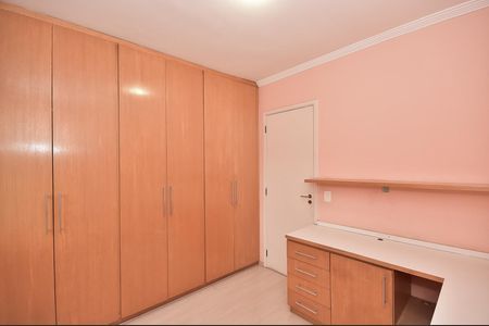Apartamento à venda com 71m², 3 quartos e 2 vagasQuarto 1