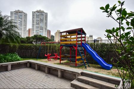 Apartamento à venda com 71m², 3 quartos e 2 vagasÁrea comum - Playground