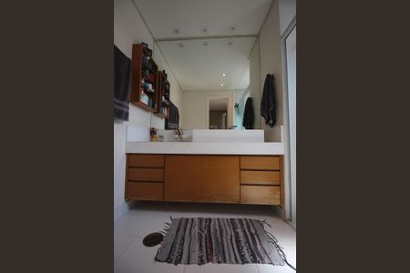 Apartamento à venda com 158m², 4 quartos e 2 vagasBanheiro da Suíte 3