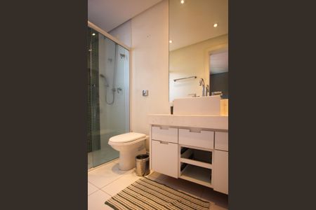 Apartamento à venda com 158m², 4 quartos e 2 vagasBanheiro da Suíte 1