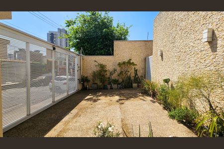 Casa à venda com 160m², 3 quartos e 2 vagasÁrea Externa