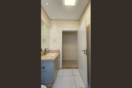 Casa à venda com 160m², 3 quartos e 2 vagasBanheiro do Quarto 2