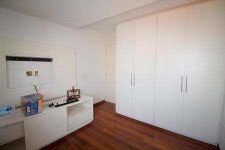 Apartamento à venda com 117m², 3 quartos e 1 vagaQuarto 1
