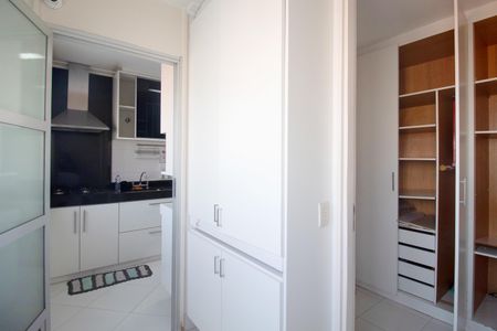 Apartamento à venda com 117m², 3 quartos e 1 vagaÁrea de Serviço