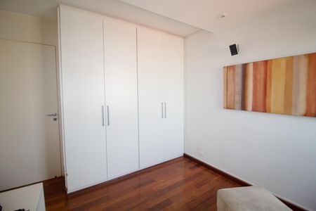 Apartamento à venda com 117m², 3 quartos e 1 vagaQuarto 1