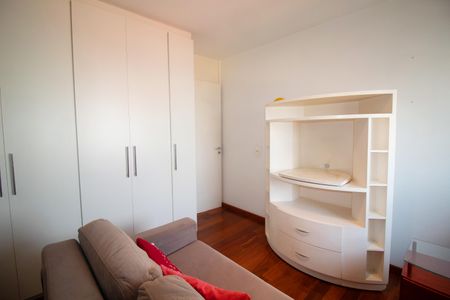 Apartamento à venda com 117m², 3 quartos e 1 vagaQuarto 2