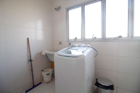 Apartamento à venda com 117m², 3 quartos e 1 vagaÁrea de Serviço