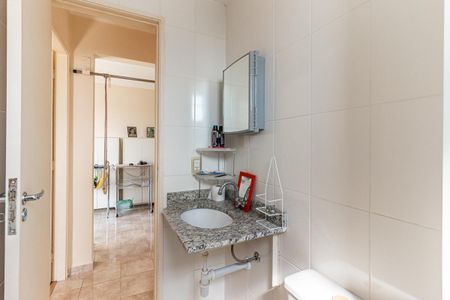 Apartamento para alugar com 47m², 2 quartos e 1 vaga Apartamento para alugar com 47m², 2 quartos e 1 vagaBanheiro