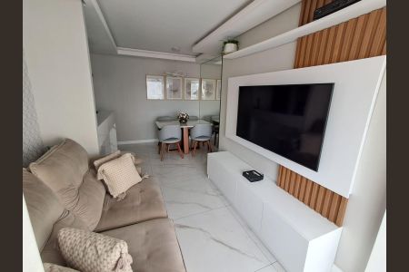 Apartamento à venda com 63m², 2 quartos e 1 vagaSala
