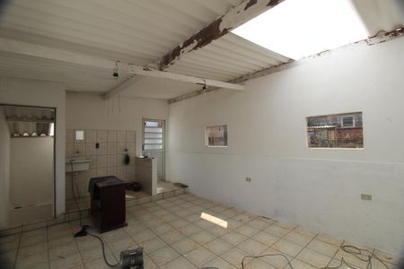 Casa para alugar com 120m², 2 quartos e 2 vagasÁrea de Serviço