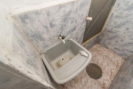 Área de Serviço de apartamento para alugar com 2 quartos, 49m² em Colégio, Rio de Janeiro