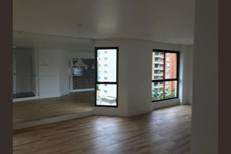 Apartamento à venda com 157m², 4 quartos e 3 vagasFoto 01