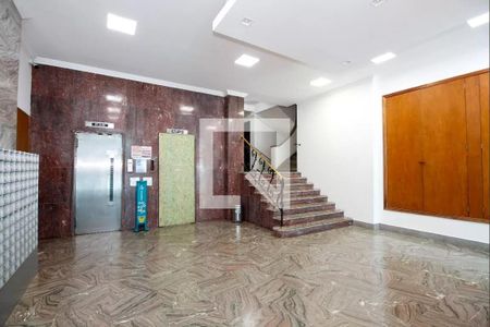 Apartamento à venda com 86m², 2 quartos e sem vagaÁrea comum - Elevadores