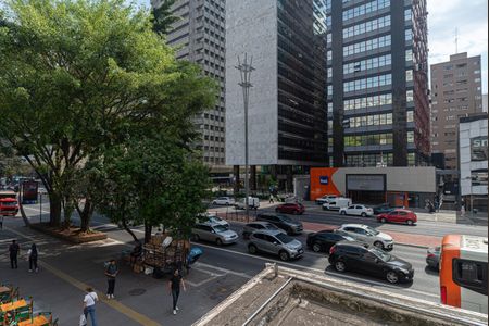 Vista da Sala de apartamento à venda com 2 quartos, 86m² em Bela Vista, São Paulo