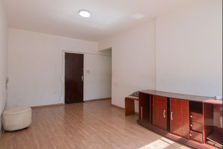 Apartamento à venda com 86m², 2 quartos e sem vagaSala