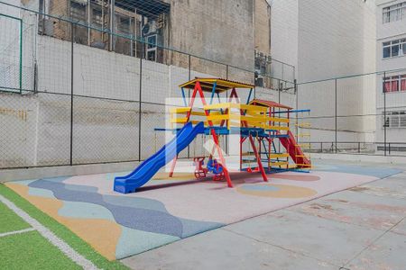 Apartamento à venda com 86m², 2 quartos e sem vagaÁrea comum - Playground