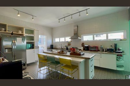 Apartamento para alugar com 264m², 4 quartos e 2 vagasCozinha