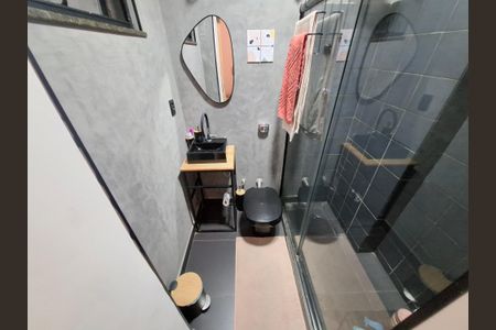 Banheiro de apartamento à venda com 1 quarto, 28m² em Lapa, Rio de Janeiro