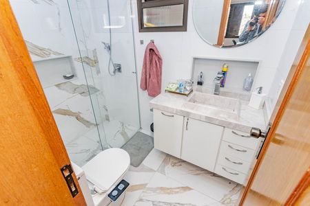 Apartamento à venda com 120m², 3 quartos e 3 vagasBanheiro Social