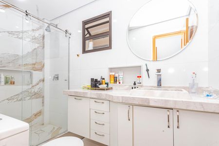 Apartamento à venda com 120m², 3 quartos e 3 vagasBanheiro da Suíte