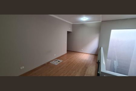 Casa à venda com 405m², 4 quartos e 6 vagas Casa à venda com 405m², 4 quartos e 6 vagasCorredor