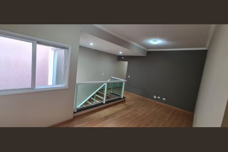 Casa à venda com 405m², 4 quartos e 6 vagas Casa à venda com 405m², 4 quartos e 6 vagasCorredor