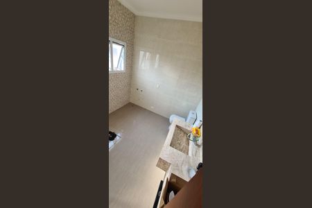 Casa à venda com 405m², 4 quartos e 6 vagas Casa à venda com 405m², 4 quartos e 6 vagasBanheiro 2