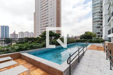 Studio à venda com 27m², 1 quarto e sem vaga Studio à venda com 27m², 1 quarto e sem vagaPiscina