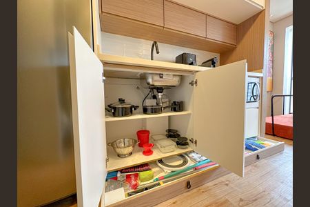 Studio à venda com 27m², 1 quarto e sem vaga Studio à venda com 27m², 1 quarto e sem vagaStudio