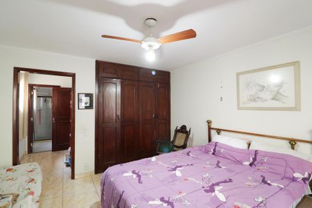 Casa para alugar com 350m², 4 quartos e 2 vagas Casa para alugar com 350m², 4 quartos e 2 vagasSuíte 3