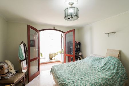 Casa para alugar com 350m², 4 quartos e 2 vagas Casa para alugar com 350m², 4 quartos e 2 vagasSuíte 4